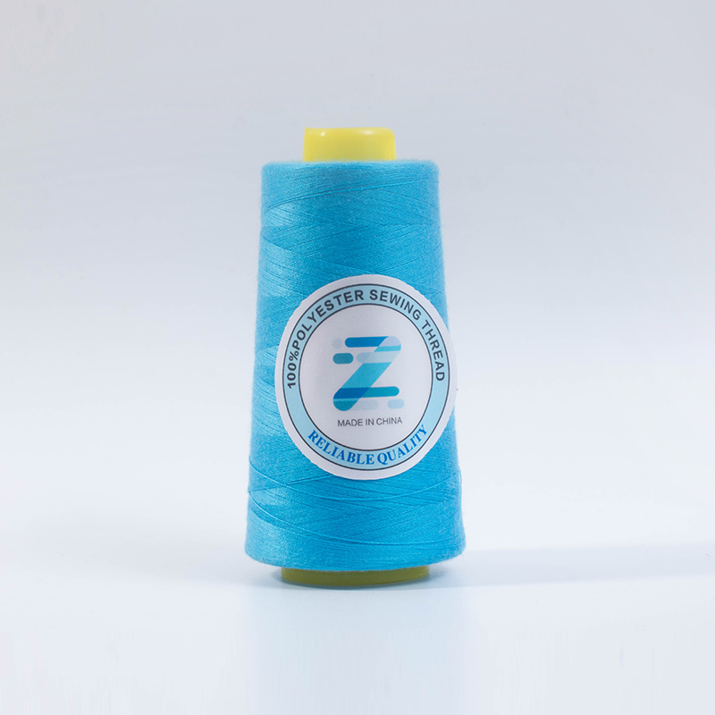 Modstand mod fugt og kemikalier i spundet polyester sytråd