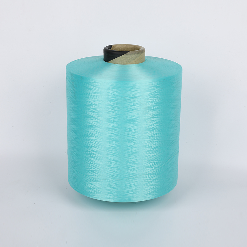 Har dop farvet polyester dty garn fugt-wicking-egenskaber?