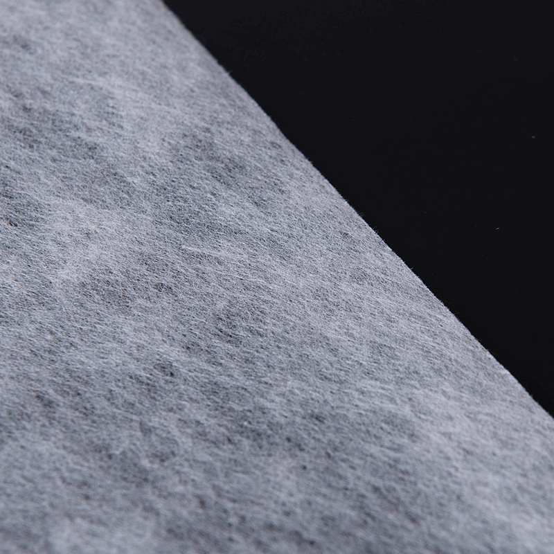 Hvorfor er broderet ikke-vævet stof et omkostningseffektivt og alsidigt valg til mode og boligindretning?